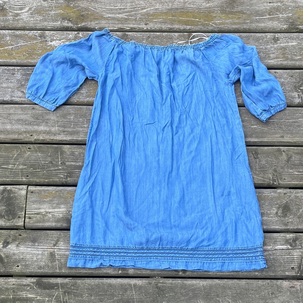 Standard Grace Blue Chambray 100% Tencel Off Shoulder Shift Dress | Women's L